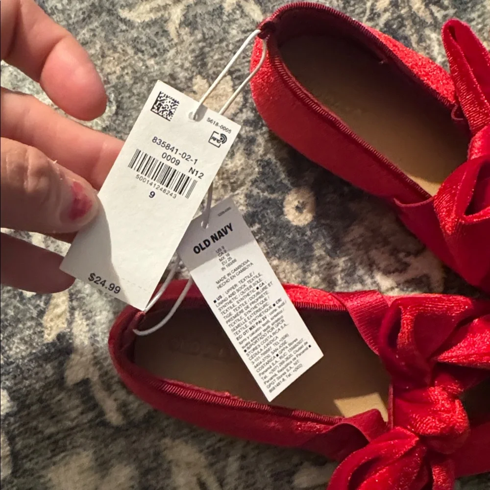 NWT Old Navy Toddler Velvet Shoes